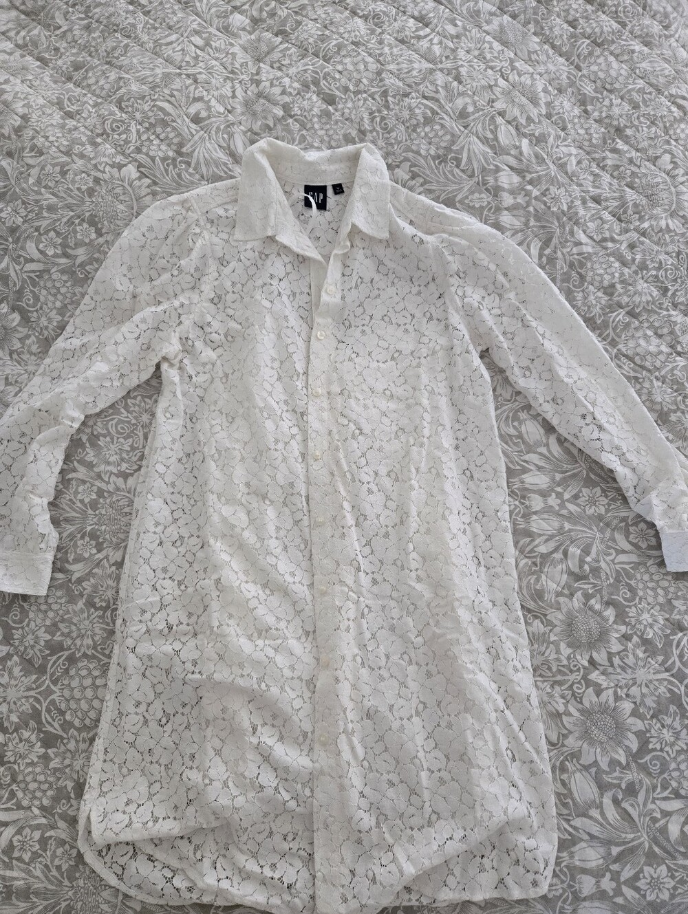 GAP White Long-Sleeve Lace Shirt Dress